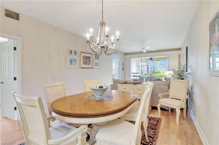 2345 Magnolia LN # 6701, NAPLES FL 34112