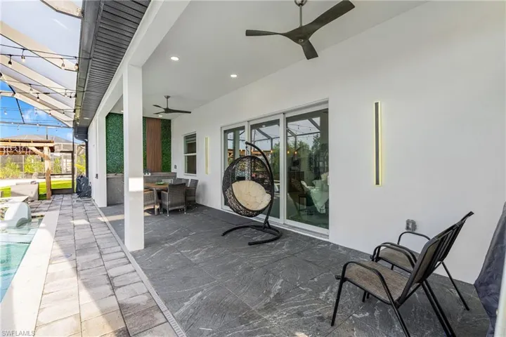 1902 Ne 6th St, Cape Coral, Florida 33909