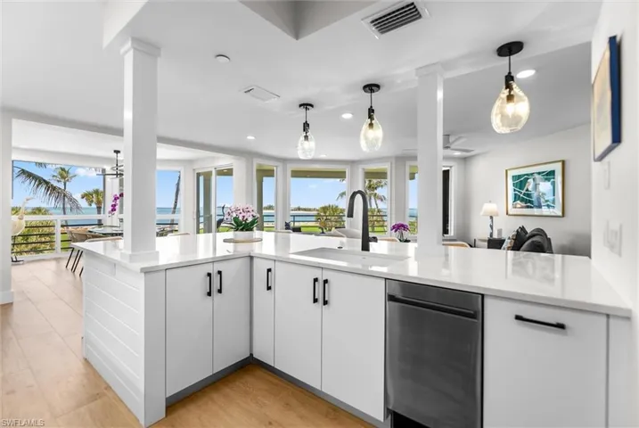 1638 Lands End, Captiva, Florida 33924