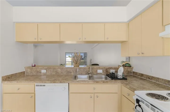 1813/1809 Andalusia Blvd, Cape Coral, Florida 33909