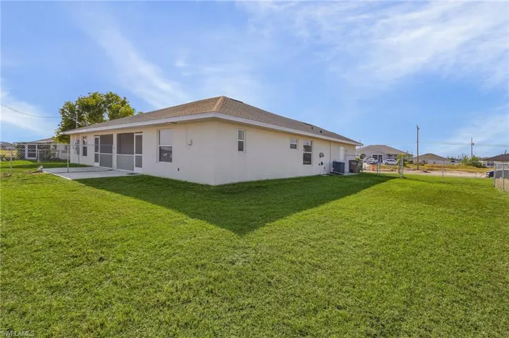 1813/1809 Andalusia Blvd, Cape Coral, Florida 33909