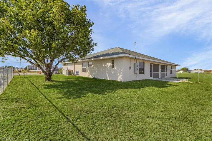 1813/1809 Andalusia Blvd, Cape Coral, Florida 33909