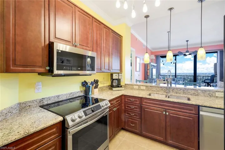 5781  Cape Harbour  DR, Cape Coral, FL 33914