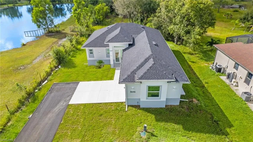 3646  70th NE AVE, Naples, FL 34120
