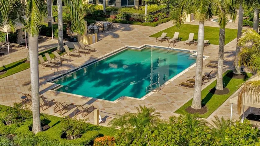 1065 Borghese Ln 2003, Naples, Florida 34114