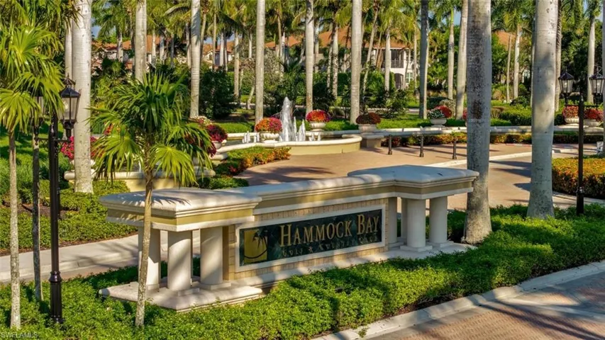 1065 Borghese Ln 2003, Naples, Florida 34114