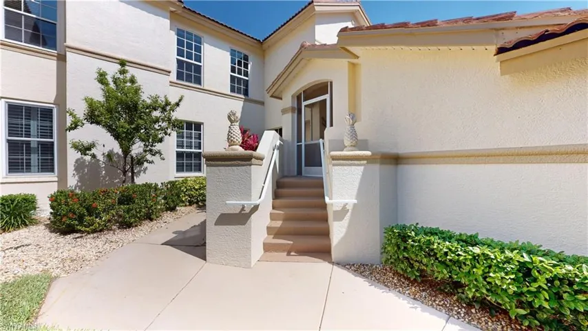 9300  Bayberry  BEND, Fort Myers, FL 33908