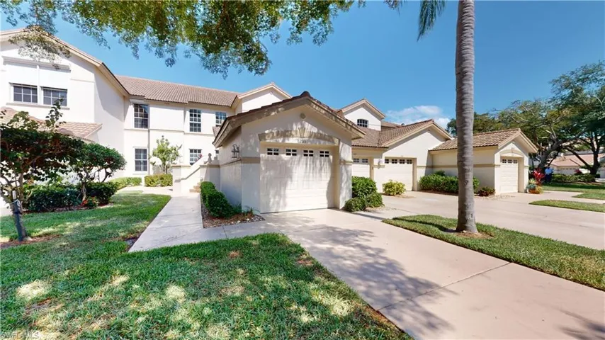 9300  Bayberry  BEND, Fort Myers, FL 33908