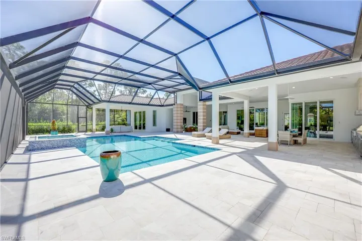 590 Carica Rd, Naples, Florida 34108