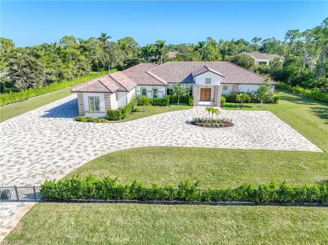 590 Carica Rd, Naples, Florida 34108