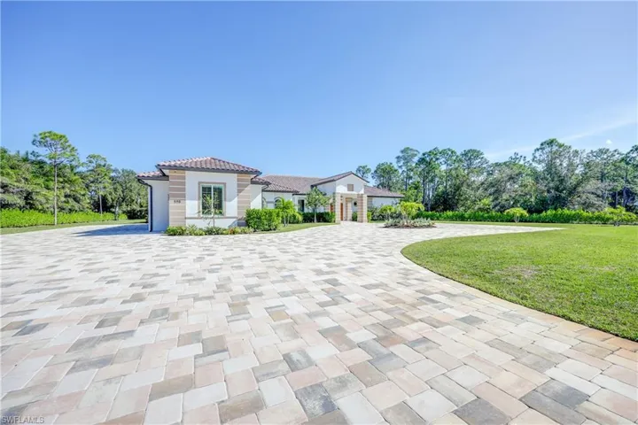 590 Carica Rd, Naples, Florida 34108