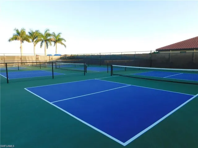 1359  Artesia E DR, Naples, FL 34113