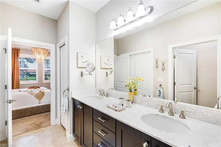 1359  Artesia E DR, Naples, FL 34113