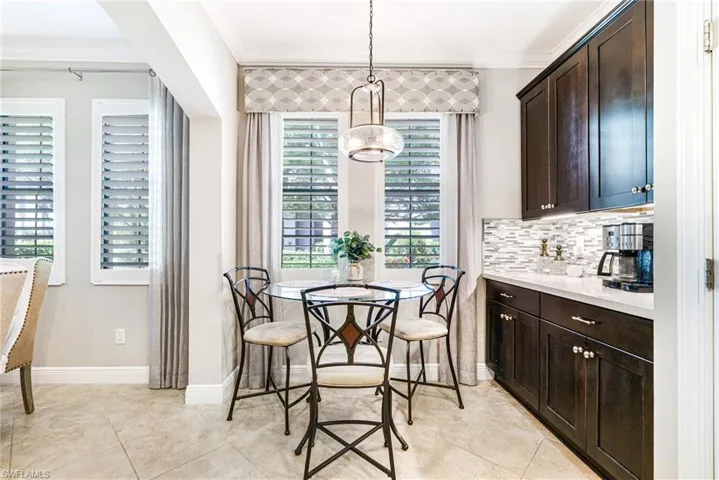 1359  Artesia E DR, Naples, FL 34113