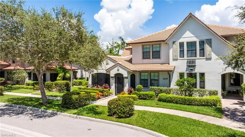 1359  Artesia E DR, Naples, FL 34113