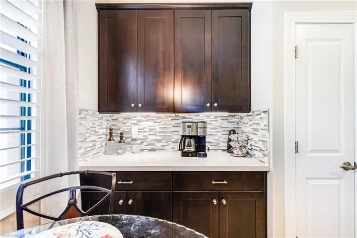 1359  Artesia E DR, Naples, FL 34113