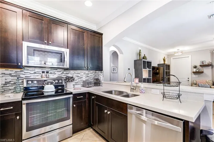 1359  Artesia E DR, Naples, FL 34113