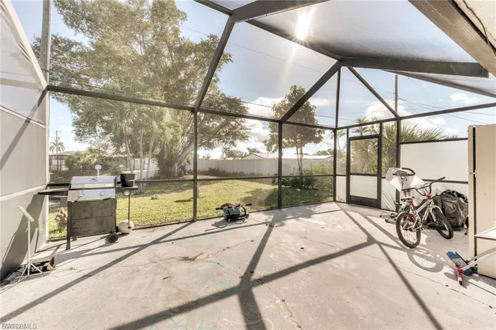 5227 Coronado Pkwy 1, Cape Coral, Florida 33904