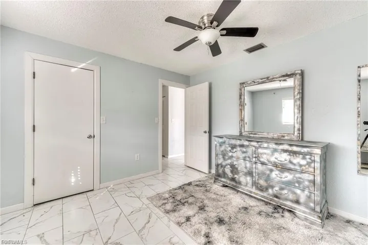 5227 Coronado Pkwy 1, Cape Coral, Florida 33904