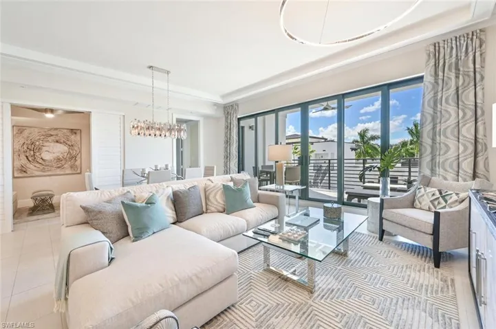 1111 Central Avenue 303, Naples, Florida 34102