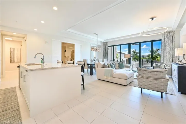 1111 Central Avenue 303, Naples, Florida 34102