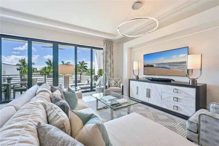 1111 Central Avenue 303, Naples, Florida 34102