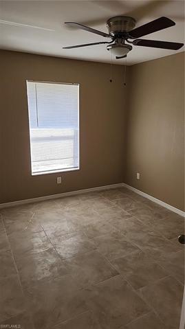 952 Lakeside DR, LEHIGH ACRES FL 33974
