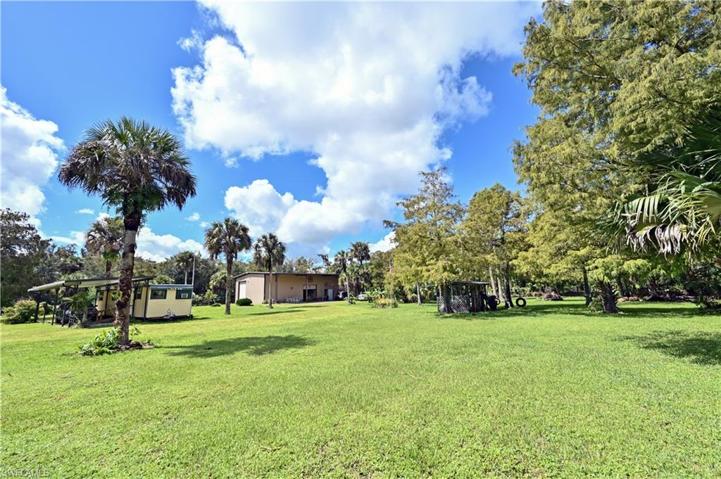 1721  Rock  RD, Naples, FL 34120