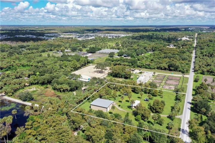 1721  Rock  RD, Naples, FL 34120