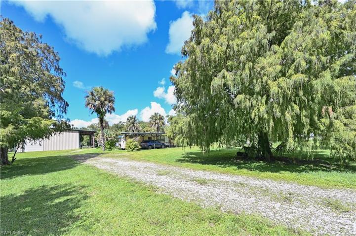 1721  Rock  RD, Naples, FL 34120