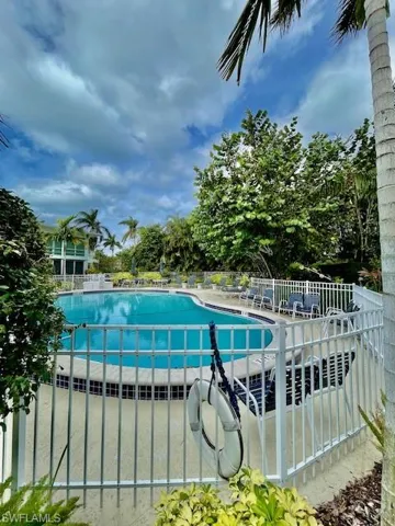 744 Wedge Dr # 27, Naples Fl 34103