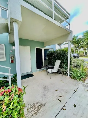744 Wedge Dr # 27, Naples Fl 34103