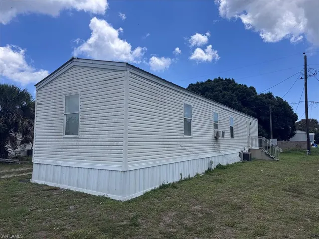 951  Virginia  AVE, Clewiston, FL 33440