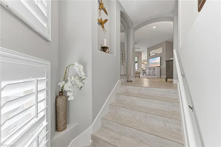 832 Carrick Bend Cir 202, Naples, Florida 34110