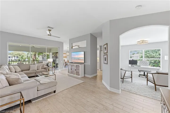 832 Carrick Bend Cir 202, Naples, Florida 34110