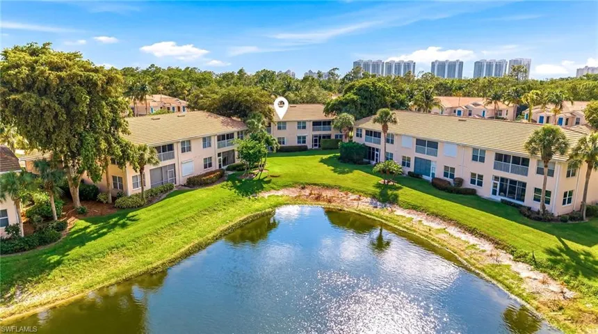 832 Carrick Bend Cir 202, Naples, Florida 34110