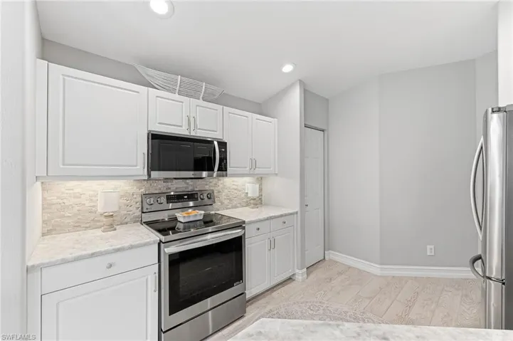 832 Carrick Bend Cir 202, Naples, Florida 34110