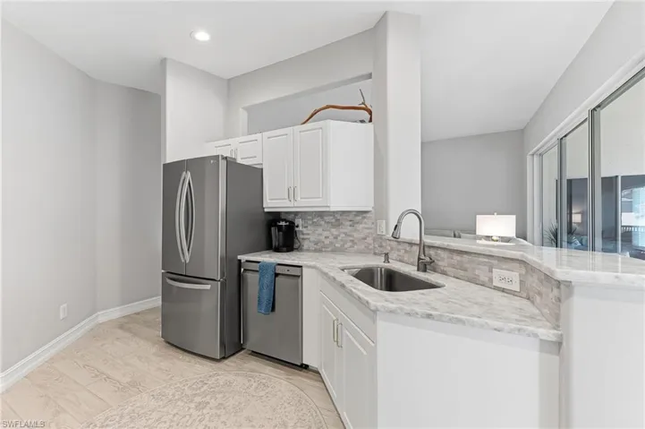 832 Carrick Bend Cir 202, Naples, Florida 34110