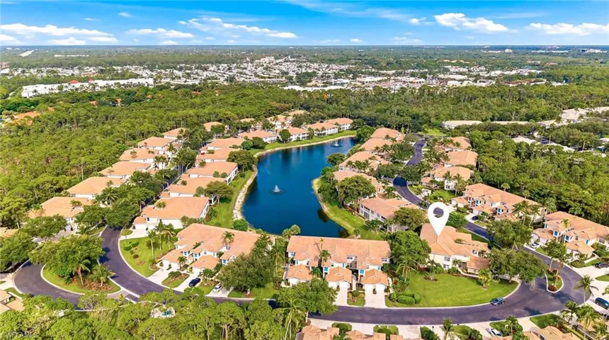 832 Carrick Bend Cir 202, Naples, Florida 34110