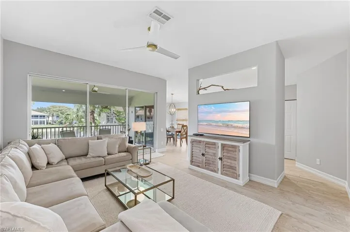 832 Carrick Bend Cir 202, Naples, Florida 34110