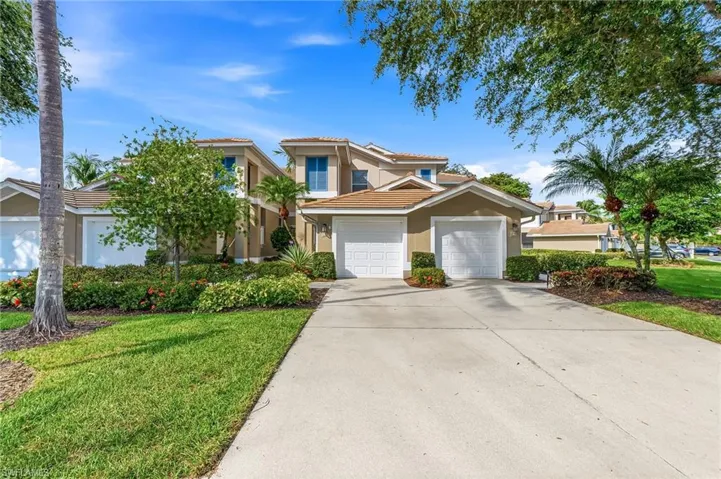 832 Carrick Bend Cir 202, Naples, Florida 34110