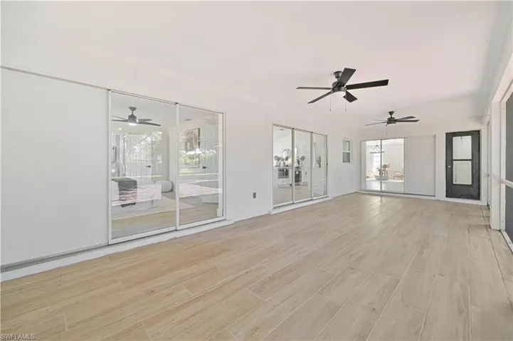 Perfect large screen in lanai