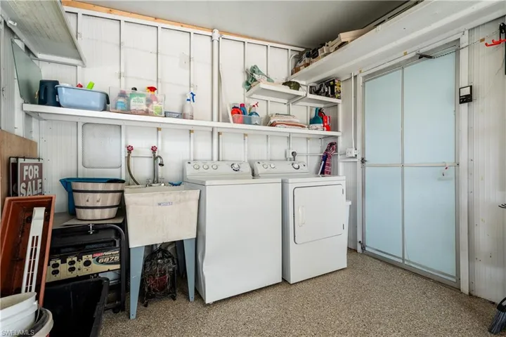 237  Palmer  BLVD, North Fort Myers, FL 33903