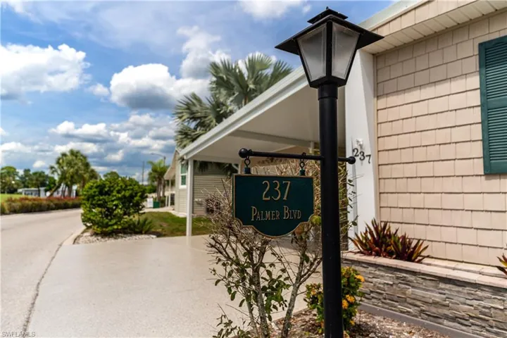 237  Palmer  BLVD, North Fort Myers, FL 33903