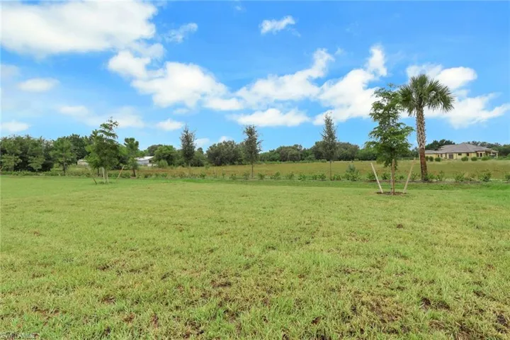 533 Ilaria Ct, Lehigh Acres, Florida 33936