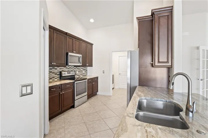 2834 SW 24th  AVE, Cape Coral, FL 33914