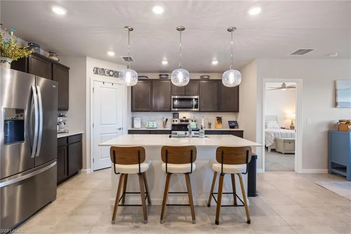 1243 Caloosa Cove Dr, Labelle, Florida 33935