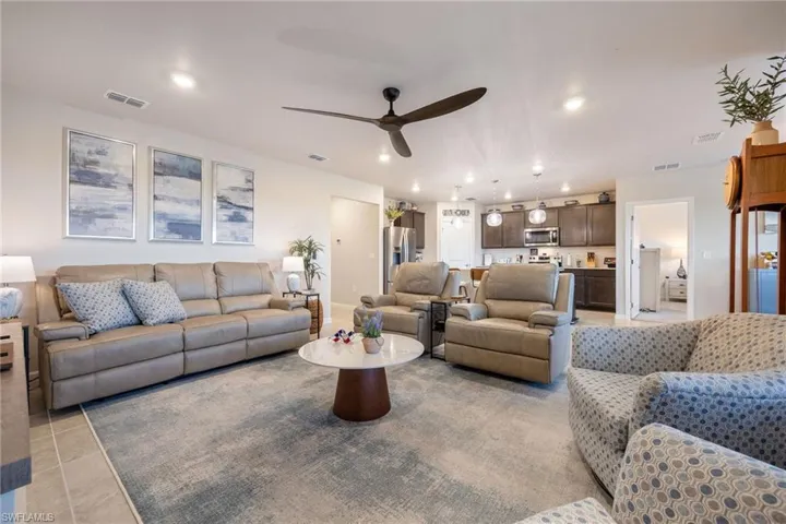 1243 Caloosa Cove Dr, Labelle, Florida 33935