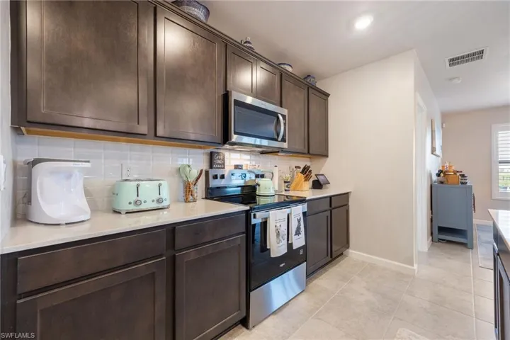 1243 Caloosa Cove Dr, Labelle, Florida 33935