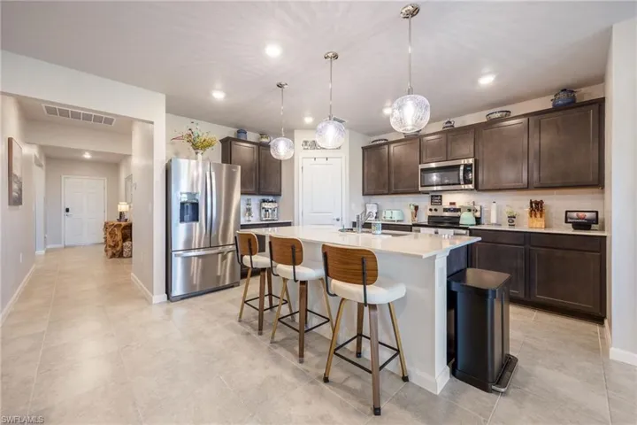 1243 Caloosa Cove Dr, Labelle, Florida 33935